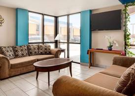 Baymont by Wyndham Muncie Near Ball State University 4