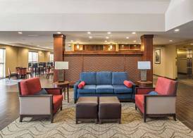 Comfort Suites Dodge City 4