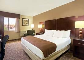 Rodeway Inn & Suites Chandler - Phoenix South I-10 4