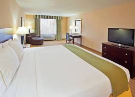 Holiday Inn Express & Suites FRESNO (RIVER PARK) HWY 41 by IHG 3