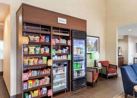 Comfort Suites Lincoln North 3