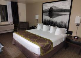 Super 8 by Wyndham Lebanon 4