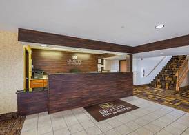 Quality Inn & Suites Belmont - Platteville 2