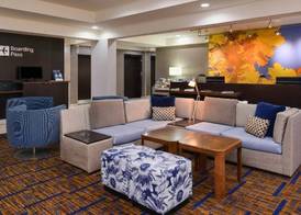 Country Inn & Suites by Radisson, Brown Deer - Milwaukee North 3