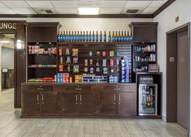 Best Western PLUS Lake Front Hotel 4