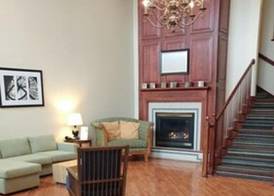 Country Inn & Suites by Radisson, Waterloo, IA 3