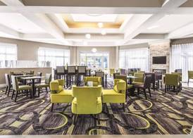 La Quinta by Wyndham Alexandria Airport 2