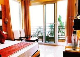 Wood Stock Kasauli-Rooms With Balcony & Cottages with private Terrace-Panoramic View -Adjoining Forest Track 4