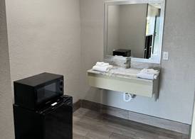 Nola Inn & Suites 4