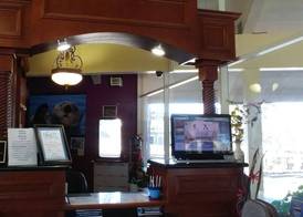Americas Best Value Presidents Inn on Munras 2