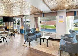 Days Inn by Wyndham Seneca-Clemson 5