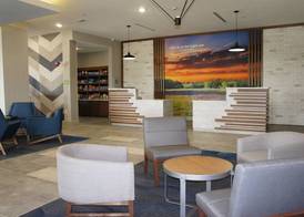 La Quinta Inn & Suites by Wyndham College Station North 3