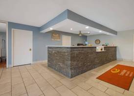 Econo Lodge Inn & Suites Fulton - Rockport 3