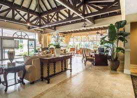 Comfort Suites Paradise Island 4