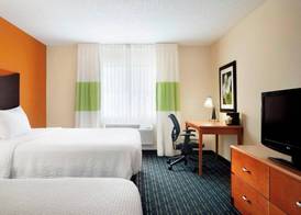 Fairfield Inn & Suites by Marriott Champaign 5