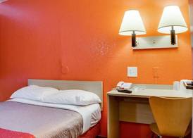 Motel 6-Kelso, WA - Mt. St. Helens 5