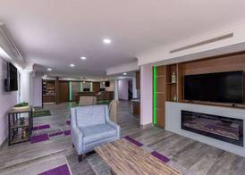 La Quinta Inn by Wyndham Kansas City Lenexa 4