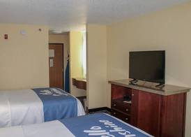 Days Inn by Wyndham Batavia Ohio 3