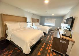 Holiday Inn KANSAS CITY - DOWNTOWN by IHG 5
