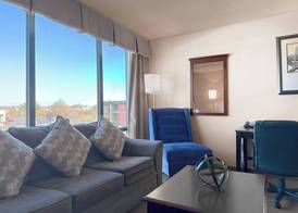 Holiday Inn SOUTH PLAINFIELD-PISCATAWAY by IHG 5