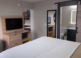 Days Inn by Wyndham Champaign/Urbana 4