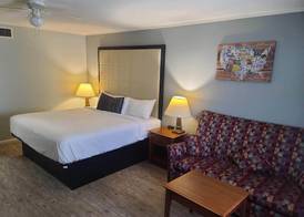 TiltonLodge Inn & Suites 5
