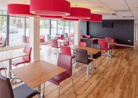 Travelodge Winnersh Triangle 2