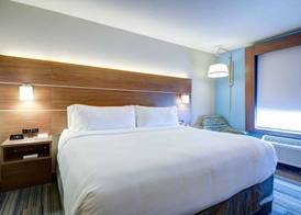 Holiday Inn Express & Suites NORTH PLATTE by IHG 5