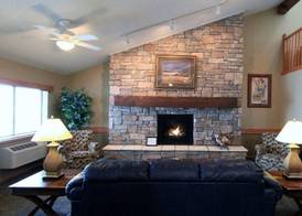 AmericInn by Wyndham Cedar Rapids Airport 3