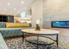 Holiday Inn Express Bettendorf - Davenport NE by IHG 4