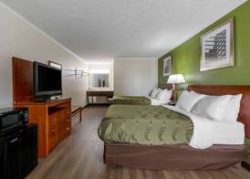 Quality Inn - Roxboro South 5