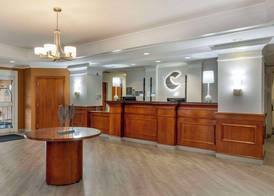 Comfort Inn & Suites Hadley - Amherst 2