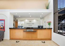 Stanford Inn & Suites Anaheim 2