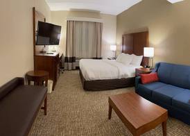 Wingate by Wyndham Pittsburgh West Mifflin 5