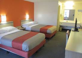 Travelodge by Wyndham Lansing 3