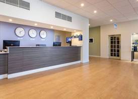 Days Inn by Wyndham Titusville Kennedy Space Center 5
