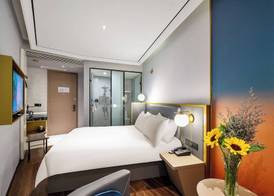 Qinfengyuan Hotel (Shanghai Xuhui District Zhongshan Hospital Jiashan Road Subway Station Branch) 5