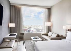 AC Hotel by Marriott Los Angeles South Bay 4