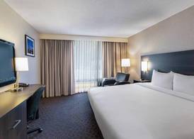 Quality Inn & Conference Centre Kingston Central 5