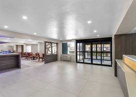 Baymont by Wyndham Arlington At Six Flags Dr 3