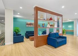 MainStay Suites Chesapeake - Greenbrier 5