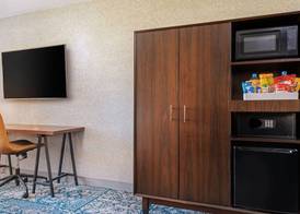 Four Points by Sheraton Chicago Schaumburg 5