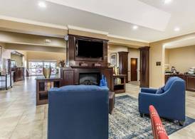 Comfort Suites Houston IAH Airport - Beltway 8 4