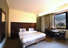 Reston Hotel 3