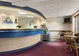 Days Inn by Wyndham Michaelwood M5 2
