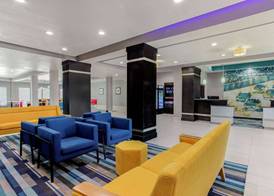 La Quinta Inn & Suites by Wyndham Northlake Ft. Worth 2