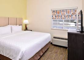 Candlewood Suites WINCHESTER by IHG 4