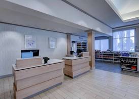 Hilton Garden Inn Anaheim/Garden Grove 5