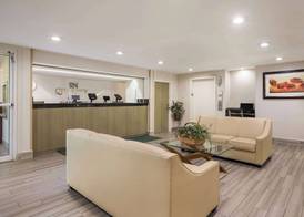 Quality Inn Northlake 4