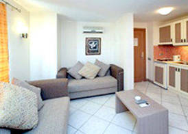 QUEEN RESORT 3